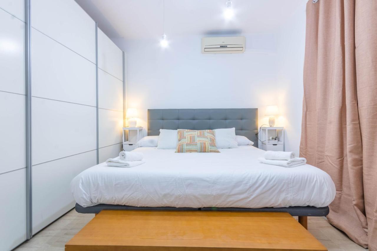 Apartamento Mundo Mencia - 3 Dormitorios En Triana Séville Extérieur photo